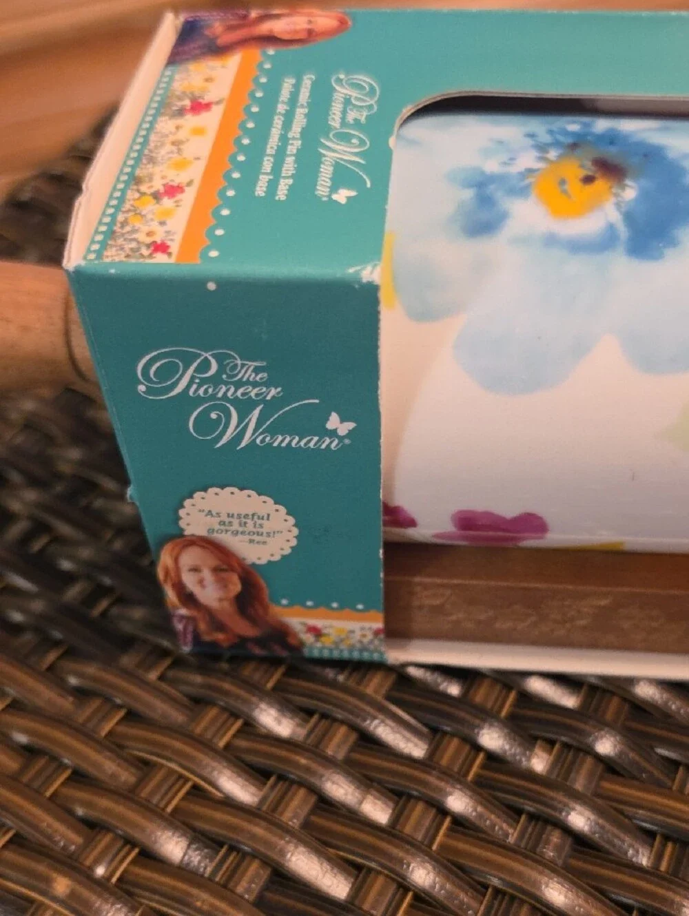 The Pioneer Woman floral rolling